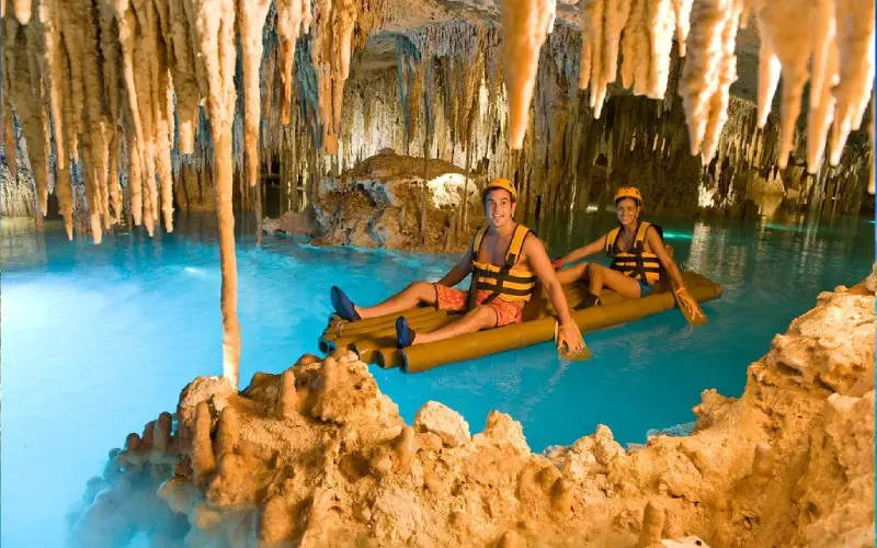 b rafting cenote rio subterraneo cancun